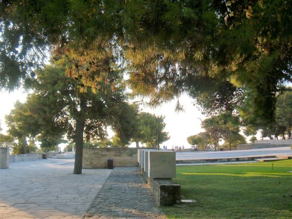 Akrotiri